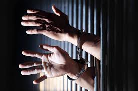 ଦିନରେ ପ୍ରବଚକ ରାତିରେ ଚୋର ସାଜିଥିବା ଭଣ୍ଡ ଗିରଫ