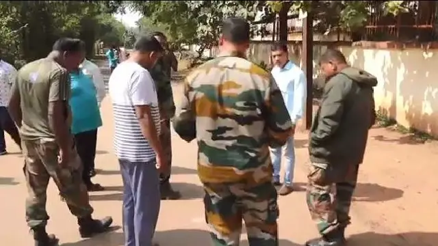 କେନ୍ଦ୍ରୀୟ ବିଦ୍ୟାଳୟ ସମ୍ମୁଖରେ ବୋମା ମାଡ଼