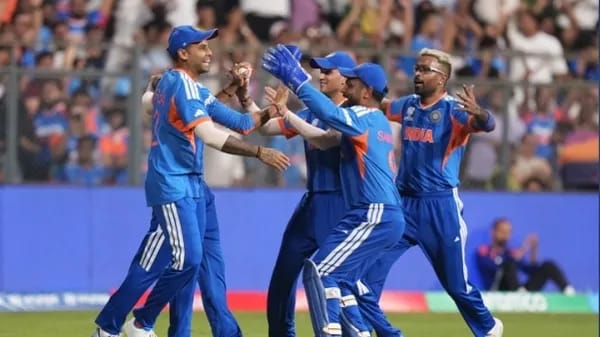 ଇଂଲଣ୍ଡକୁ ପରାସ୍ତ କରି ଟି-୨୦ ବିଶ୍ୱକପ୍‌ର ଫାଇନାଲରେ ପ୍ରବେଶ କଲା ଭାରତ
