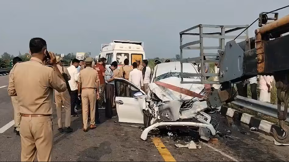 ପୂର୍ବାଞ୍ଚଳ ଏକ୍ସପ୍ରେସୱେରେ ଭୟଙ୍କର ଦୁର୍ଘଟଣା: ୩ ଟେନିସ୍ ଖେଳାଳି ମୃତ